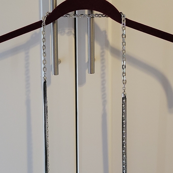 Unique design necklace - Picture 2 of 5